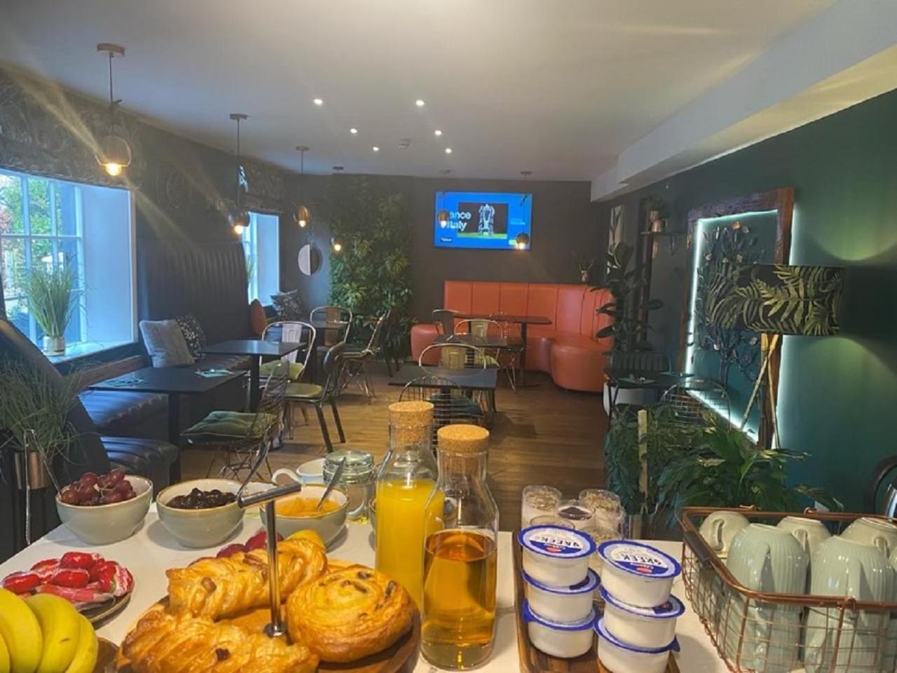 The Cherry Tree Hotel Kingston Blount エクステリア 写真